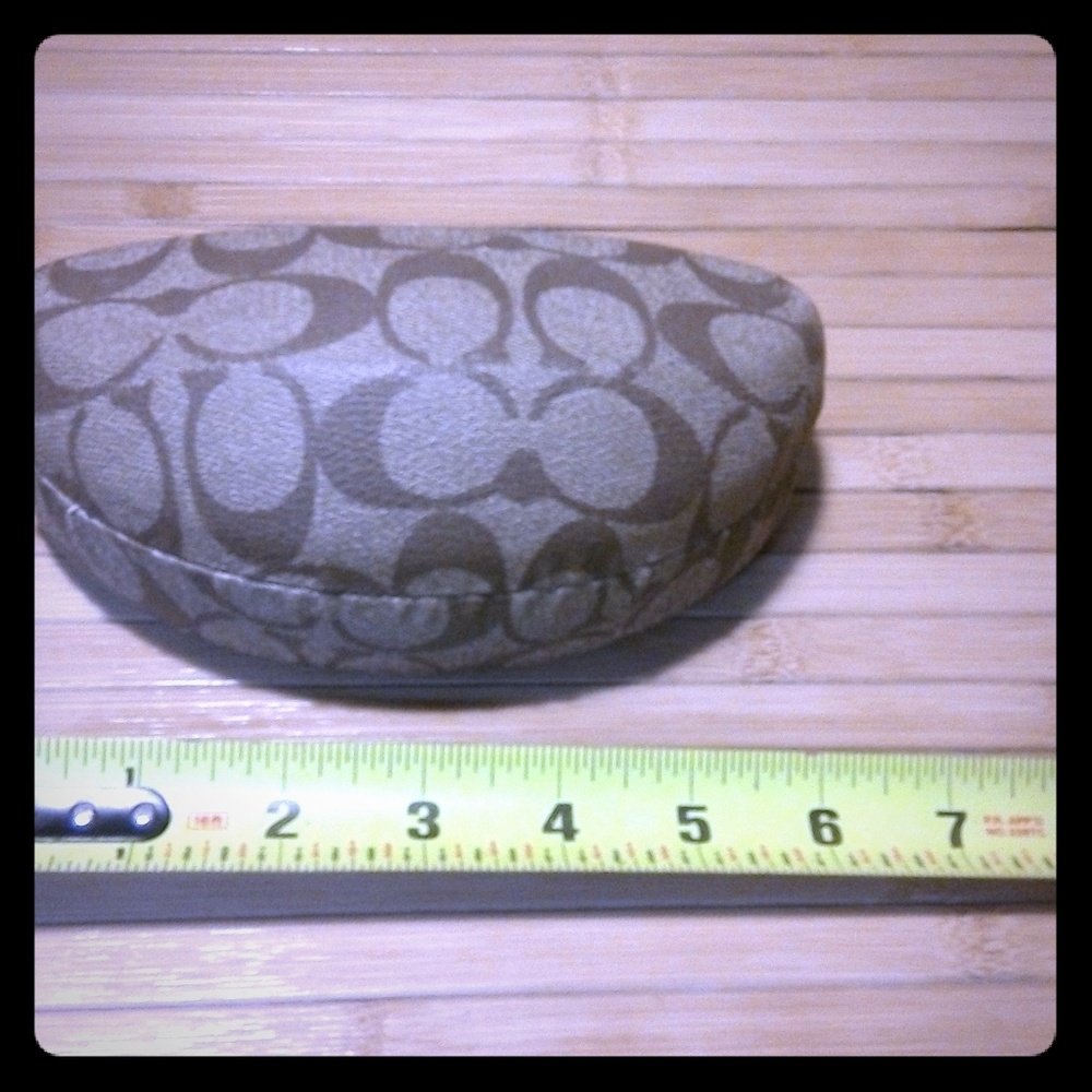 Coach Hard-shell sunglasses case Excellent Cond.